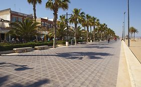 Malvarrosa Beach Rooms